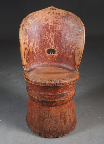 Rødmalt kubbestol, 1800 t.
