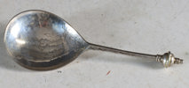 Kuleskje m/gravert dekor, 1600 tallet.