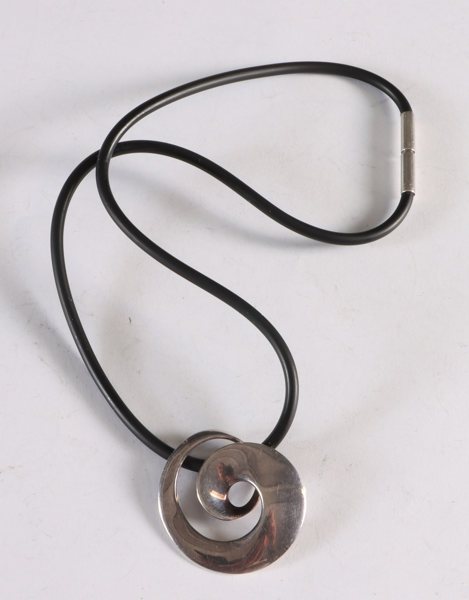 Kjede i sølv, Georg Jensen.