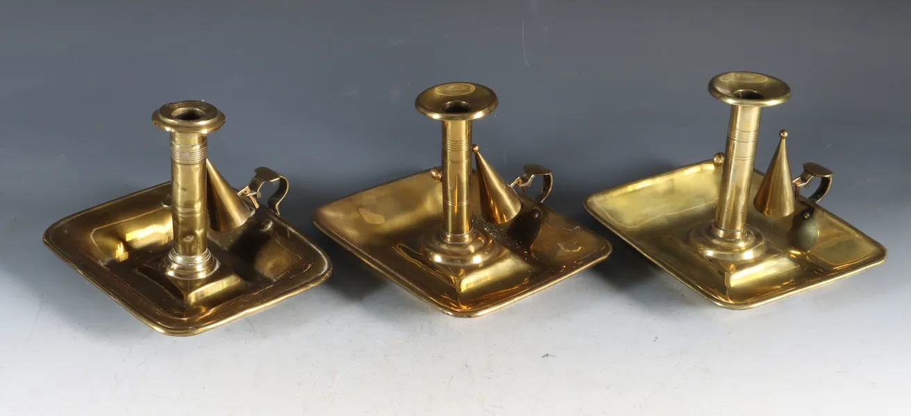 3 kammerstaker i messing, 1800 t.