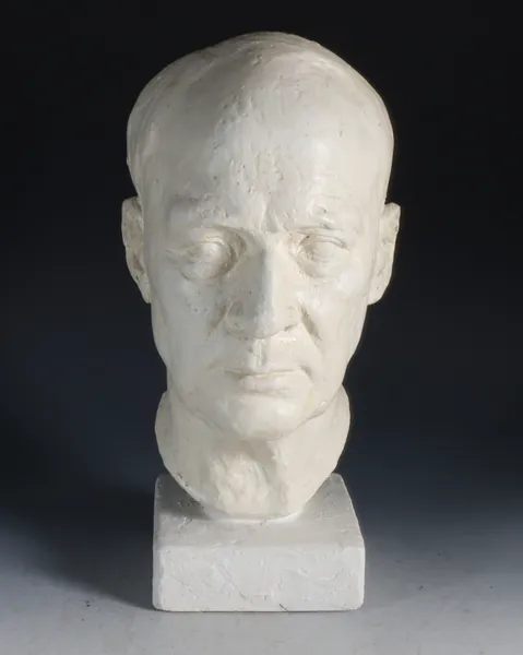 Wilhelm R. Rasmussen, byste. Gips