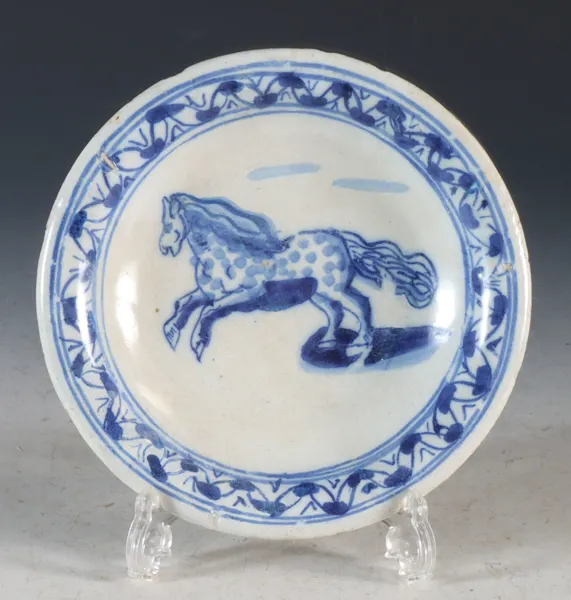 Liten bolle dek. m/hest, Delft 1600 t.