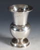 Vase i sølv.