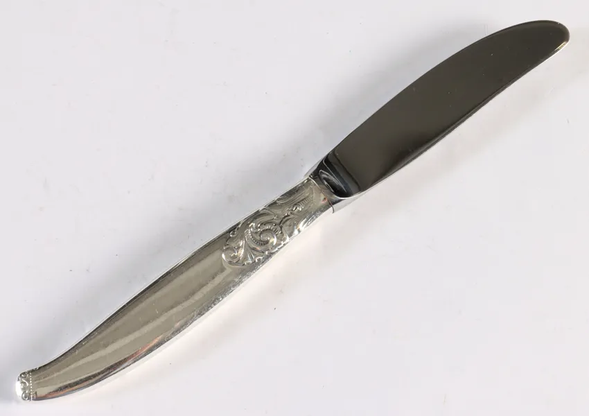 6 kniver, Telesølv.