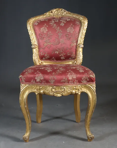 6 gullmalte stoler, 1800 t.