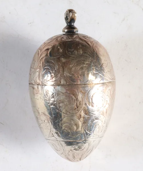 Eggformet luktevannshus i sølv, 1700 t.